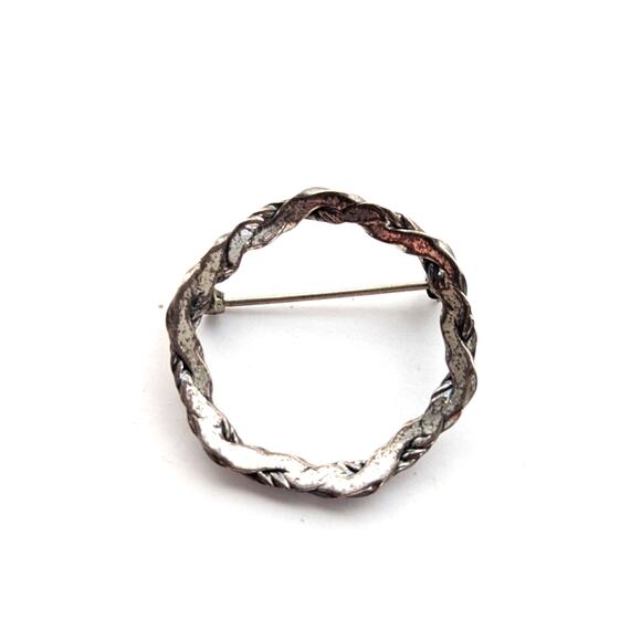 Vintage Estate Sterling Silver Braided Rope Wreath Circular Open Brooch - Picture 1 of 3